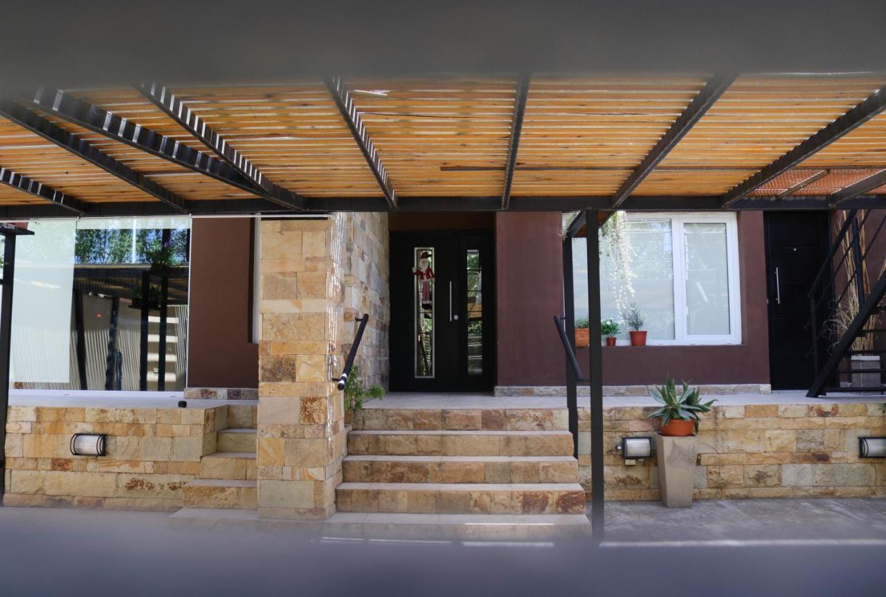 Limay Bed&Breakfast Neuquén Zewnętrze zdjęcie
